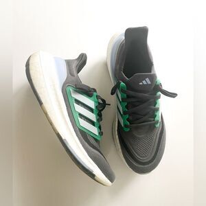 Adidas Ultra Boost Men's Grey White Green Sneaker Size 7.5